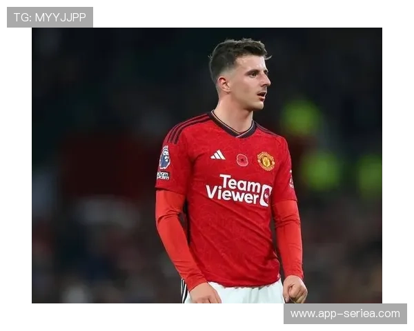 特写：曼联芒特替补登场试图改变战局，未能扭转败局