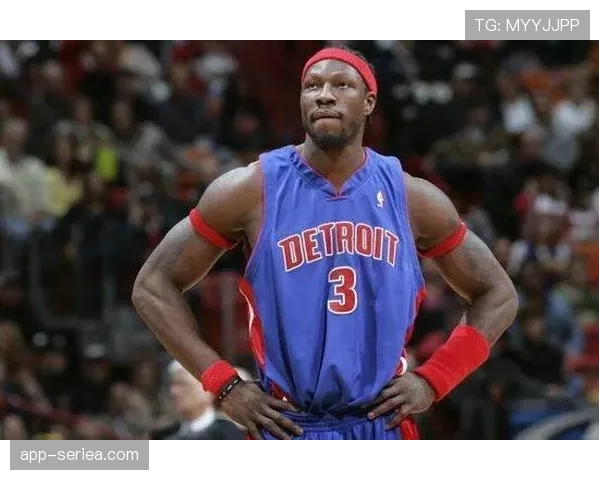 战术板:剖析蒙扎是如何用五后卫阵型逼平强大的那不勒斯。